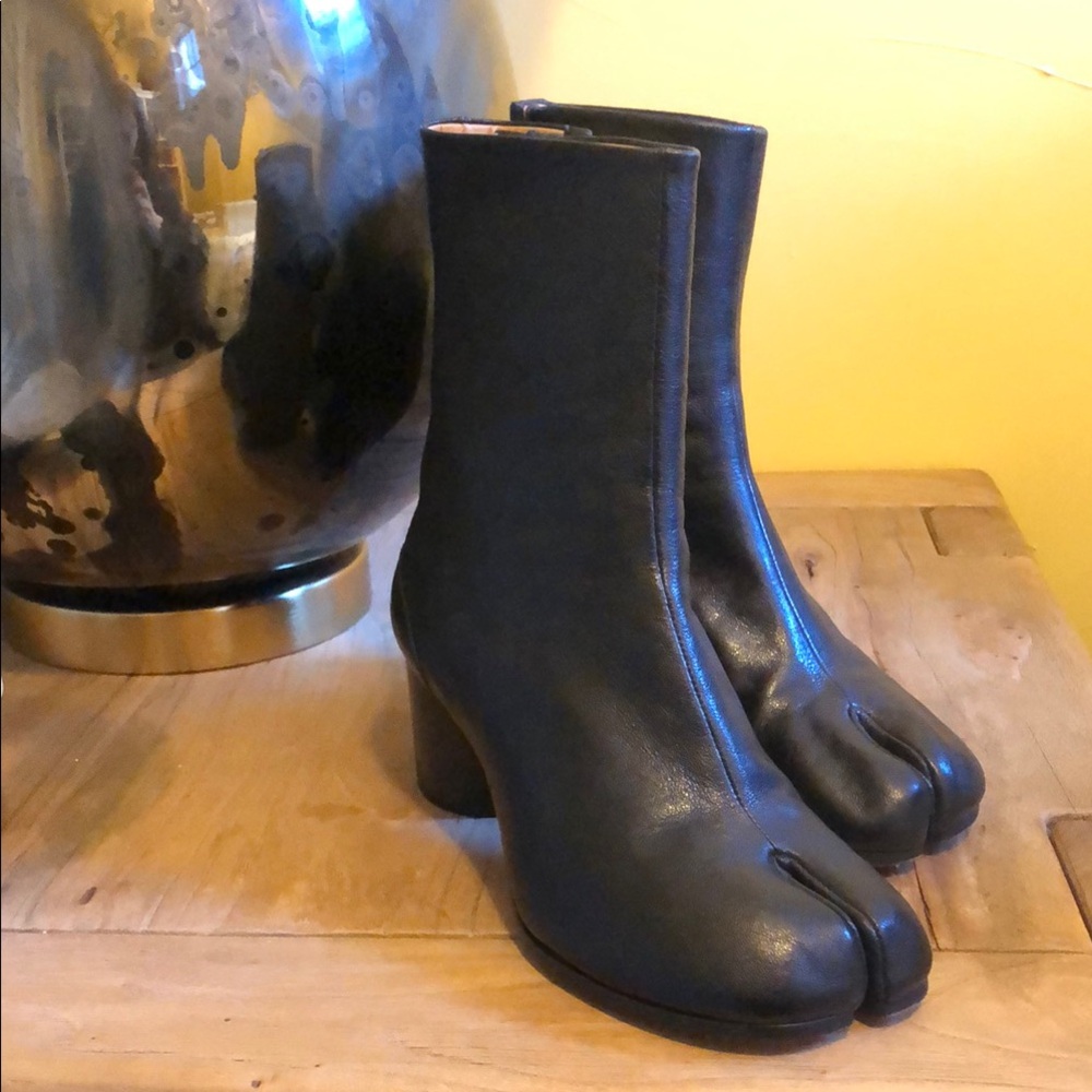 Black Leather Tabi Ankle Boots Like New With Box